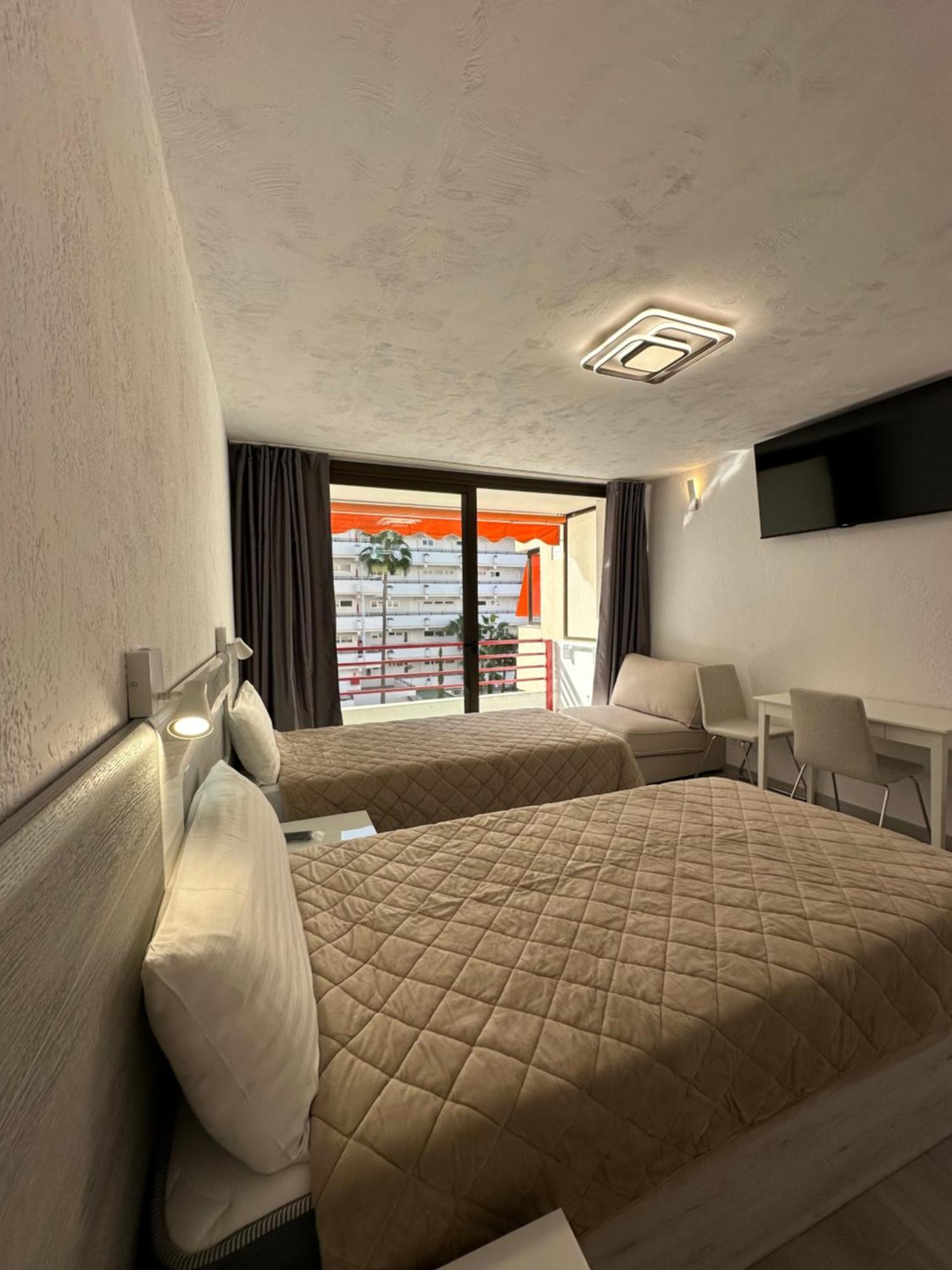 Olympia Apartment *